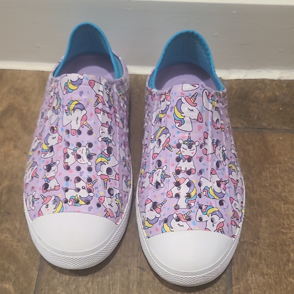 Skechers Purple and White Water Shoes Comfortable and Stylish